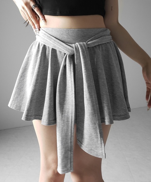 me+em select（ミームセレクト）の「【 ３color 】ラップレイヤードフレアミニスカパン ／ wrap layered flare mini skirt pants　※※（スカート・レディース・グレー/ホワイト/ブラック・MEDIUM/LARGE/SMALL）」の9枚目の写真