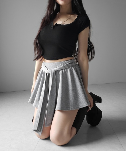 me+em select（ミームセレクト）の「【 ３color 】ラップレイヤードフレアミニスカパン ／ wrap layered flare mini skirt pants　※※（スカート・レディース・グレー/ホワイト/ブラック・MEDIUM/LARGE/SMALL）」の18枚目の写真