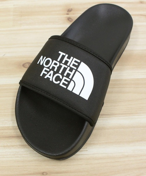 THE NORTH FACE(ザノースフェイス)の「ウィメンズ ベースキャンプスライドIII サンダル Woman's Base Camp Slide III(サンダル・レディース・ブラック/ベージュ・US8/US7/US6)」の5枚目の写真