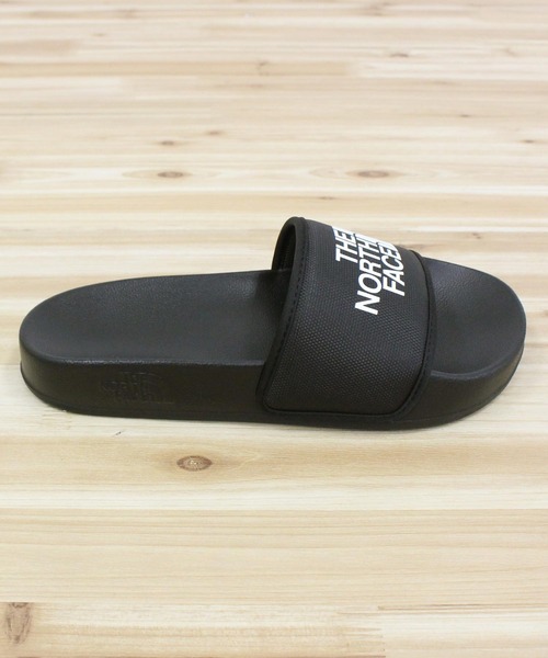 THE NORTH FACE(ザノースフェイス)の「ウィメンズ ベースキャンプスライドIII サンダル Woman's Base Camp Slide III(サンダル・レディース・ブラック/ベージュ・US8/US7/US6)」の6枚目の写真