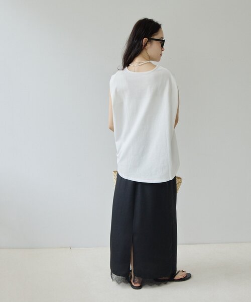 DISCOAT(ディスコート)の「【Noka/WEB限定】ロゴノースリTシャツ(Tシャツ/カットソー・レディース・オフホワイト/カーキ/チャコールグレー・FREE)」の7枚目の写真