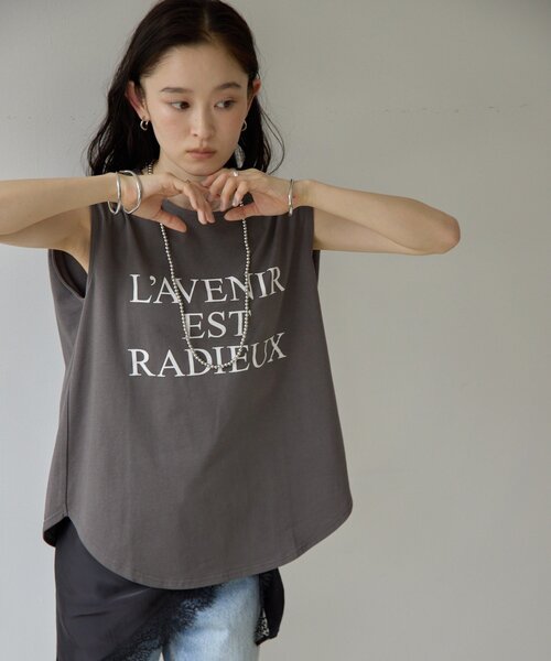 DISCOAT(ディスコート)の「【Noka/WEB限定】ロゴノースリTシャツ(Tシャツ/カットソー・レディース・オフホワイト/カーキ/チャコールグレー・FREE)」の18枚目の写真