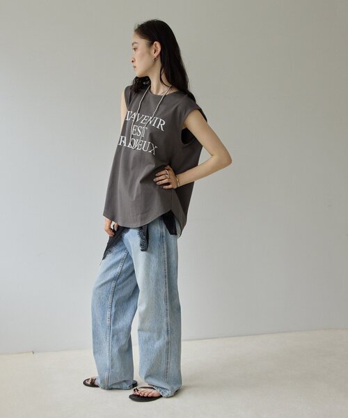 DISCOAT(ディスコート)の「【Noka/WEB限定】ロゴノースリTシャツ(Tシャツ/カットソー・レディース・オフホワイト/カーキ/チャコールグレー・FREE)」の22枚目の写真