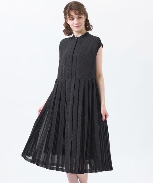 MACKINTOSH PHILOSOPHY（ﾏｯｷﾝﾄｯｼｭ ﾌｨﾛｿﾌｨｰ）の「【WEB&一部店舗限定】【WILLINGHAM DRESS】トリプルドットプリーツ（ワンピース・レディース・ホワイト系その他/ブラック・36/38）」の2枚目の写真