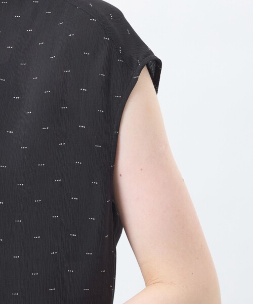 MACKINTOSH PHILOSOPHY（ﾏｯｷﾝﾄｯｼｭ ﾌｨﾛｿﾌｨｰ）の「【WEB&一部店舗限定】【WILLINGHAM DRESS】トリプルドットプリーツ（ワンピース・レディース・ホワイト系その他/ブラック・36/38）」の8枚目の写真