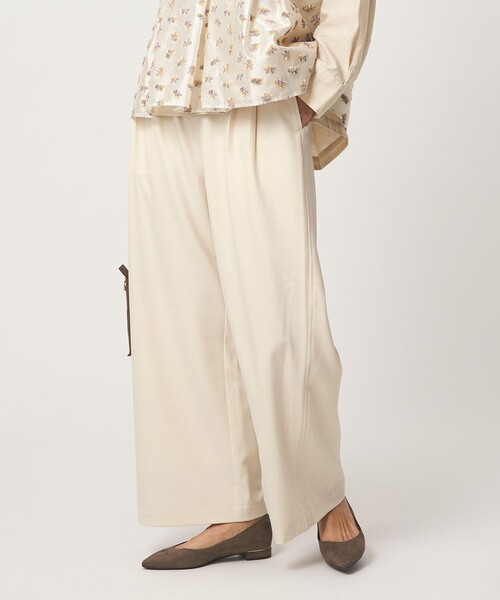 green label relaxing（グリーンレーベルリラクシング）の「［size SHORT/TALLあり］オルマイ ツイル ワイド パンツ オフホワイト（その他パンツ・レディース・オフホワイト・TALL/40/36/34/SHORT/38）」の2枚目の写真