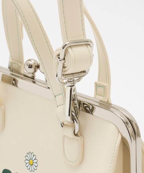 HELLO.SANFRANCISCO(ハローサンフランシスコ)の「【HELLO.SANFRANCISCO/ハローサンフランシスコ】マーガレットロゴがま口ショルダー(トートバッグ・レディース・ホワイト/ブルー・ONE SIZE)」の22枚目の写真