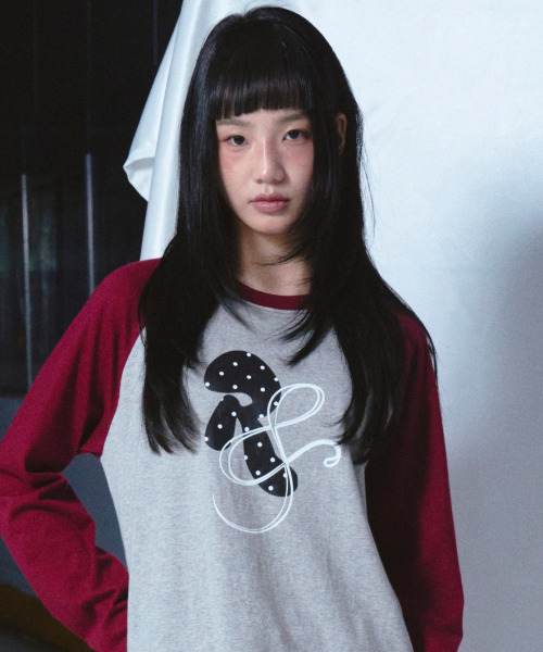 ROGIN N ROSIE(ロギンエンロージー)の「RnR Dot Point Ragian Long Sleeve Wine(Tシャツ/カットソー・レディース・その他・FREE)」の1枚目の写真