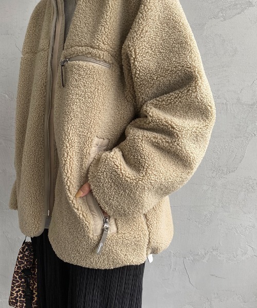GYMPHLEX（ジムフレックス）の「【WEB先行予約】[GYMPHLEX/ジムフレックス] COZY LIGHT ボアフリースジャケット（ブルゾン・レディース・ベージュ/オフホワイト/チャコール・14）」の12枚目の写真