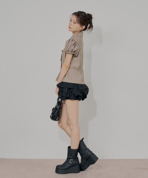 Chico(チコ)の「【全骨格◎/セットアップ対応】ダブルボタンパフジャケット(シャツ/ブラウス・レディース・ベージュ系その他2/ブラック/ベージュ/ライトベージュ・FREE)」の9枚目の写真