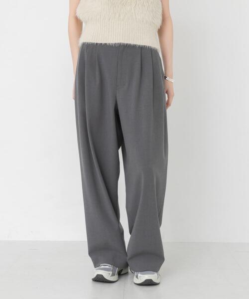 URBAN RESEARCH(アーバンリサーチ)の「『4サイズ展開』スリータックワイドパンツ(その他パンツ・レディース・ブラック/チャコールグレー・34/40/38/36)」の14枚目の写真