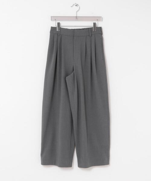 URBAN RESEARCH(アーバンリサーチ)の「『4サイズ展開』スリータックワイドパンツ(その他パンツ・レディース・ブラック/チャコールグレー・34/40/38/36)」の19枚目の写真
