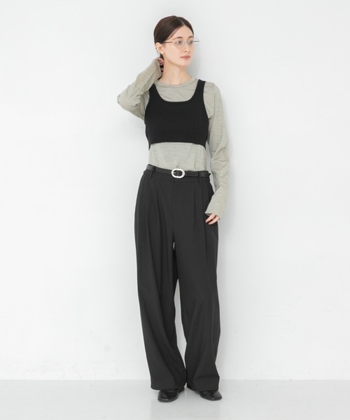 URBAN RESEARCH(アーバンリサーチ)の「『4サイズ展開』スリータックワイドパンツ(その他パンツ・レディース・ブラック/チャコールグレー・34/40/38/36)」の9枚目の写真
