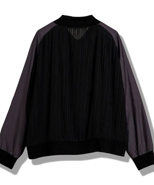 NO ID.(ノーアイディ)の「mj11793-チェンジングプリーツシアーMA-1 BLZ ブルゾン(859006-548B)(ブルゾン・メンズ・グレー/ブラック×グレー/ブラック・ONE SIZE)」の16枚目の写真