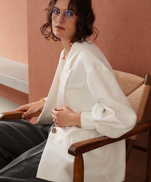 ELFRANK（エルフランク）の「【2026AW】【M～Lサイズ展開】サテンオーバーサイズテーラードジャケット 洗える《着用動画あり》（テーラードジャケット・レディース・ブラック/オフホワイト・M/L）」の9枚目の写真