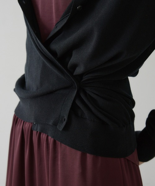 qualite(カリテ)の「テンセルウールカシュクールカーディガン(カーディガン/ボレロ・レディース・ライトブルー/ワイン/ベージュ/ブラック・フリー)」の9枚目の写真