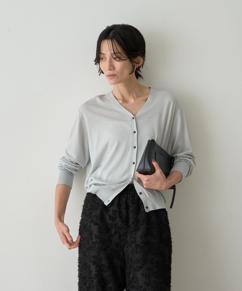 qualite(カリテ)の「テンセルウールカシュクールカーディガン(カーディガン/ボレロ・レディース・ライトブルー/ワイン/ベージュ/ブラック・フリー)」の17枚目の写真