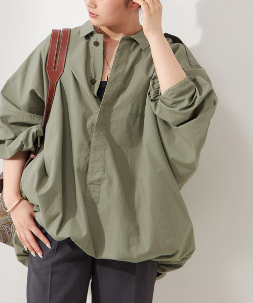 journal standard L'essage(ジャーナルスタンダードレサージュ)の「《追加6》ILL ONE EIGHTY/イル ワンエイティ 別注 SLEEPING SMOCK ブルゾン(その他アウター・レディース・カーキ・FREE)」の1枚目の写真