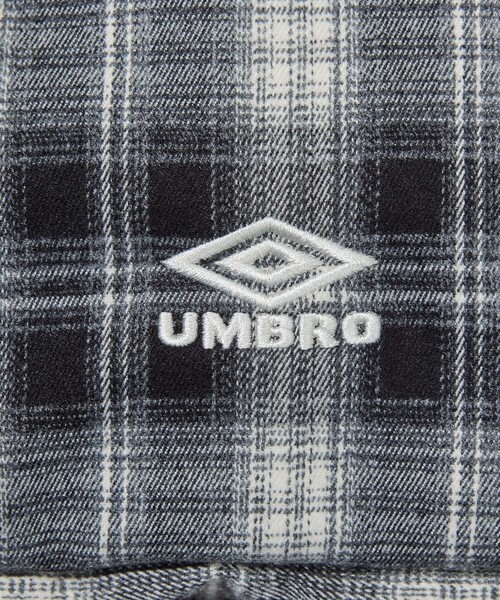 FREAK'S STORE(フリークスストア)の「UMBRO/アンブロ SP Packable Flannel Mini Bag/別注 パッカブル フランネル ミニバッグ/ナップサック型(バックパック/リュック・メンズ・ベージュ/ネイビー/ブラウン/ブラック・ONE SIZE)」の5枚目の写真