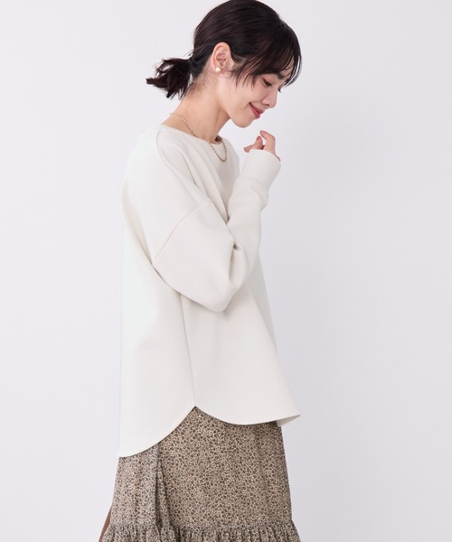 MICA&DEAL（マイカ＆ディール）の「ヘムラウンドポンチプルオーバー（スウェット・レディース・ブラック/オフホワイト/カーキ/グレー・FREE）」の7枚目の写真