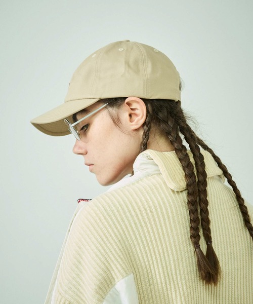 LY(エルワイ)の「LY LETTER CAP(キャップ・レディース・オートミール/ボルドー/パープル/ブラック・-)」の11枚目の写真