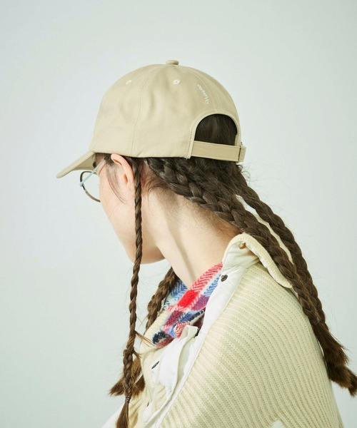 LY(エルワイ)の「LY LETTER CAP(キャップ・レディース・オートミール/ボルドー/パープル/ブラック・-)」の13枚目の写真
