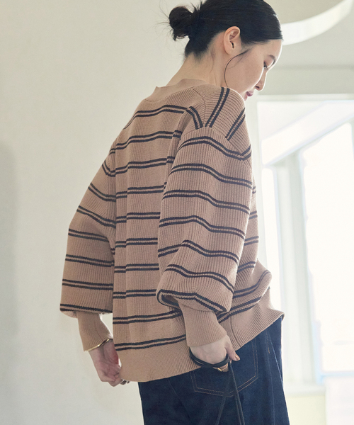 journal standard L'essage（ジャーナルスタンダードレサージュ）の「GOLDボタンカーディガン（カーディガン/ボレロ・レディース・チャコールグレー/タン・FREE）」の11枚目の写真