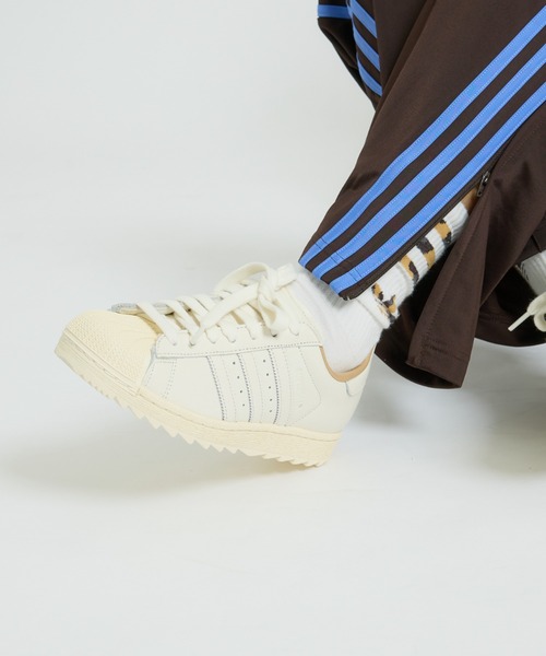 adidas（アディダス）の「【adidas / アディダス】SUPERSTAR 2 PIPPLE / スーパースター II リップル / スニーカー（スニーカー・メンズ・ホワイト/ブラック・28/27/26）」の2枚目の写真