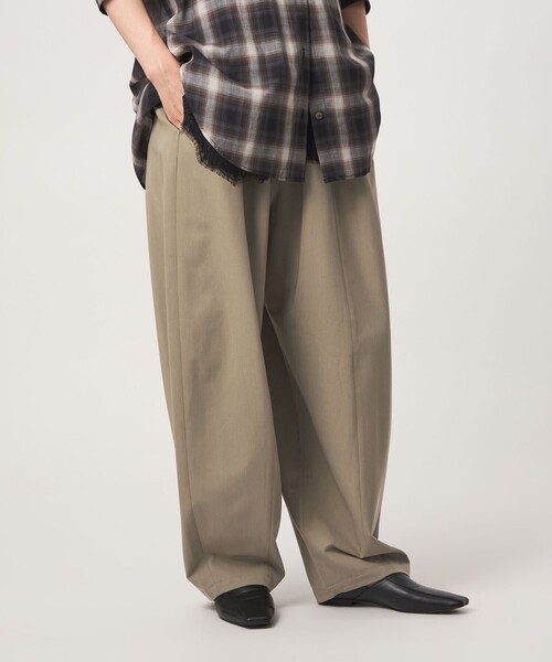 green label relaxing（グリーンレーベルリラクシング）の「【WEB限定】＜at ease＞カーブ パンツ（その他パンツ・レディース・モカ/ブラック/パープル・36/SHORT/38/40/TALL）」の13枚目の写真