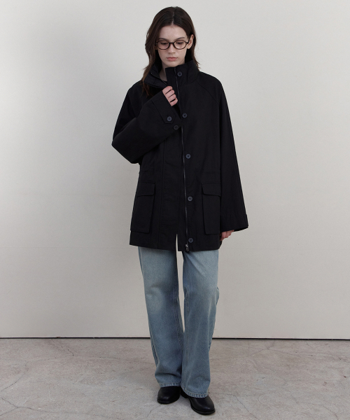 WEDNESDAYOASISFORWOMEN（ウェンズデー オアシス フォー ウーマン）の「[Atelier Edition] ワークコットンハイネックジャケット_BLACK(WCB6OT03)（その他アウター・レディース・ブラック・FREE）」の3枚目の写真