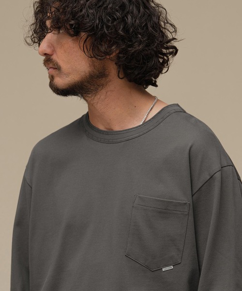 THEOREM(セオレム)の「mlt5881-Flag Label Poketed Three-quarter Sleeve Tee 7分ポケTシャツ(TRM-2624015)(Tシャツ/カットソー・メンズ・ホワイト/チャコール/ブラウン/ブラック・L/XL/M)」の7枚目の写真
