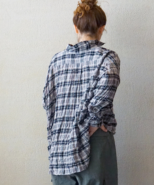 JOURNAL STANDARD LUXE(ジャーナルスタンダード ラックス)の「シャーリングチェック RC-Big-シャツ(シャツ/ブラウス・レディース・キャメル/グレー・FREE)」の5枚目の写真