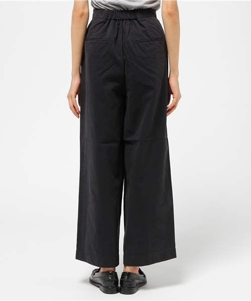 LBC（エルビーシー）の「コットンナイロンワイドパンツ   （その他パンツ・レディース・ネイビー/ベージュ/オリーブ・LARGE/MEDIUM）」の6枚目の写真