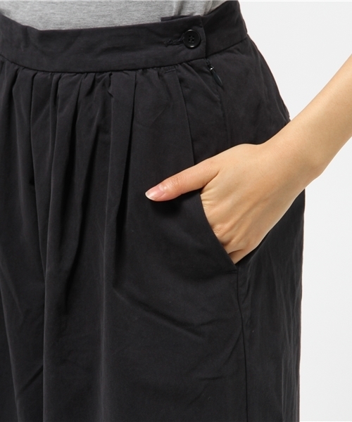 LBC（エルビーシー）の「コットンナイロンワイドパンツ   （その他パンツ・レディース・ネイビー/ベージュ/オリーブ・LARGE/MEDIUM）」の9枚目の写真