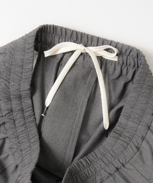 SENSE OF PLACE by URBAN RESEARCH（センスオブプレイスバイアーバンリサーチ）の「CARREMAN/キャリーマン　イージーテーパードスラックス（その他パンツ・メンズ・ネイビー/グレー/ブラック・LARGE/MEDIUM）」の11枚目の写真