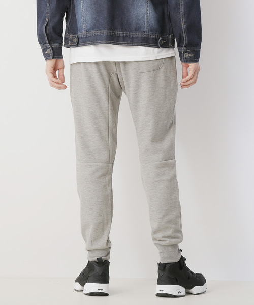 MONO-MART(モノマート)の「テーパードストレッチ スキニー ジョガーパンツ/アクティブストレッチ(MONO-MART)(スウェットパンツ・メンズ・オリーブ/オフホワイト/グレー/ネイビー/ブラック/ブルー/チャコール/ベージュ・L/M/XL/S)」の16枚目の写真