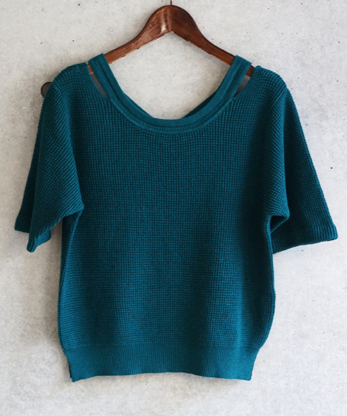 laboratory work（ラボラトリーワーク）の「ストラップ使いニットプルオーバー（ニット/セーター・レディース・その他3/グリーン/ピンクベージュ・MEDIUM）」の2枚目の写真