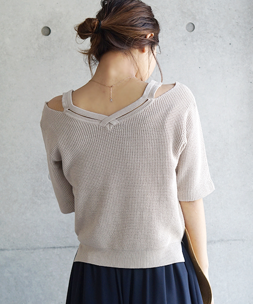 laboratory work（ラボラトリーワーク）の「ストラップ使いニットプルオーバー（ニット/セーター・レディース・その他3/グリーン/ピンクベージュ・MEDIUM）」の7枚目の写真