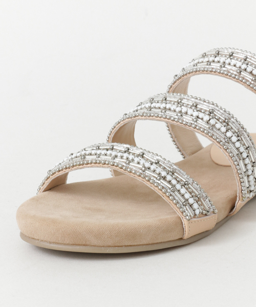 URBAN RESEARCH(アーバンリサーチ)の「UR ビーズコンフォートサンダル(サンダル・レディース・ベージュ/ブラック・38/37/36)」の7枚目の写真