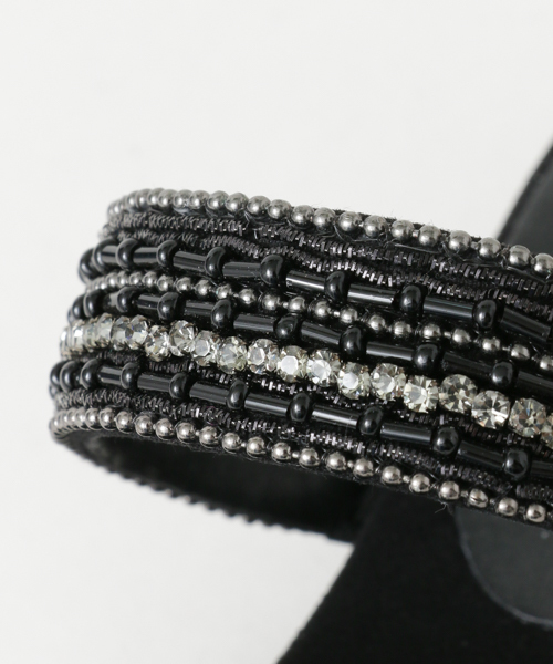 URBAN RESEARCH(アーバンリサーチ)の「UR ビーズコンフォートサンダル(サンダル・レディース・ベージュ/ブラック・38/37/36)」の11枚目の写真