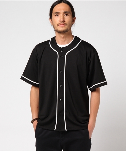 United Athle（ユナイテッドアスレ）の「【UNITED ATHLE】4.4oz ドライベースボールシャツ（シャツ/ブラウス・メンズ・ホワイト/ネイビー/ブラック/グレー・MEDIUM/LARGE/SMALL）」の2枚目の写真