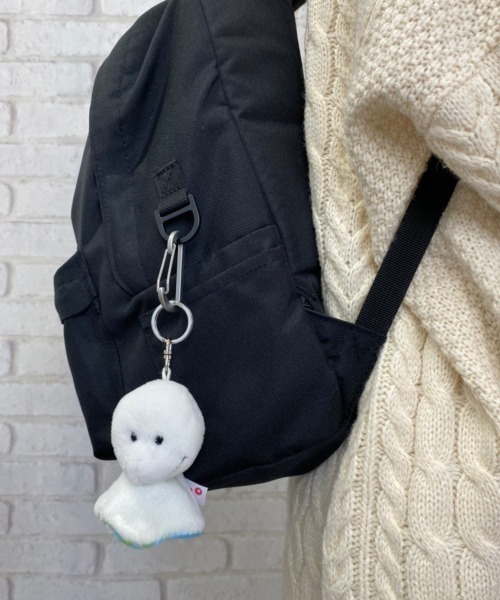 nici（ニキ）の「nici/キーリング テルテルボウズ 8cm（キーホルダー・レディース・ホワイト×ブルー・ONE SIZE）」の3枚目の写真