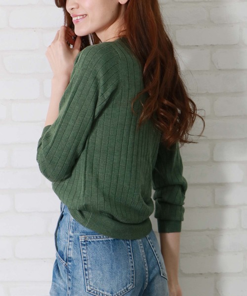 HER CLOSET(ハークローゼット)の「【HERCLOSET】クルーネックワイドリブベーシックニット(ニット/セーター・レディース・ホワイト/ライトブルー/ブラック/パープル/ネイビー/グレー/オリーブ/イエロー/ラベンダー/サーモンピンク・M)」の17枚目の写真