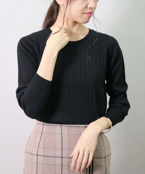 HER CLOSET(ハークローゼット)の「【HERCLOSET】クルーネックワイドリブベーシックニット(ニット/セーター・レディース・ホワイト/ライトブルー/ブラック/パープル/ネイビー/グレー/オリーブ/イエロー/ラベンダー/サーモンピンク・M)」の21枚目の写真