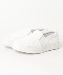 素材にこだわったスリッポン