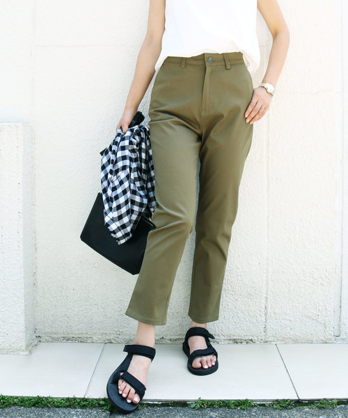 andme(アンドミー)の「ストレッチツイルチノロングパンツ(チノパンツ・レディース・チャコールグレー/ブラック/ベージュ/ネイビー/カーキ・M/L)」の1枚目の写真