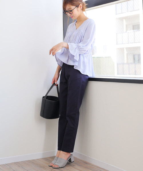 andme(アンドミー)の「ストレッチツイルチノロングパンツ(チノパンツ・レディース・チャコールグレー/ブラック/ベージュ/ネイビー/カーキ・M/L)」の17枚目の写真