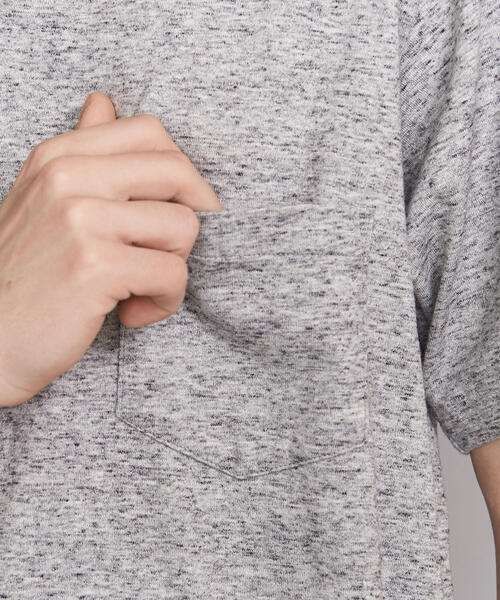 BEAUTY&YOUTH UNITED ARROWS（ビューティーアンドユースユナイテッドアローズ）の「BY クリスピーコットン １ポケット Vネック Tシャツ（Tシャツ/カットソー・メンズ・ホワイト/ブラック/ベージュ/グレー/ピンク・SMALL/MEDIUM/LARGE/X-LARGE）」の13枚目の写真