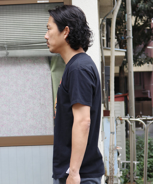 ROOPTOKYO(ループトウキョウ)の「THRIFTY LOOK/スリフティールック QUEEN「A KIND OF MAGIC」T-SHIRTS(Tシャツ/カットソー・メンズ・ブラック・M/L/XL)」の18枚目の写真