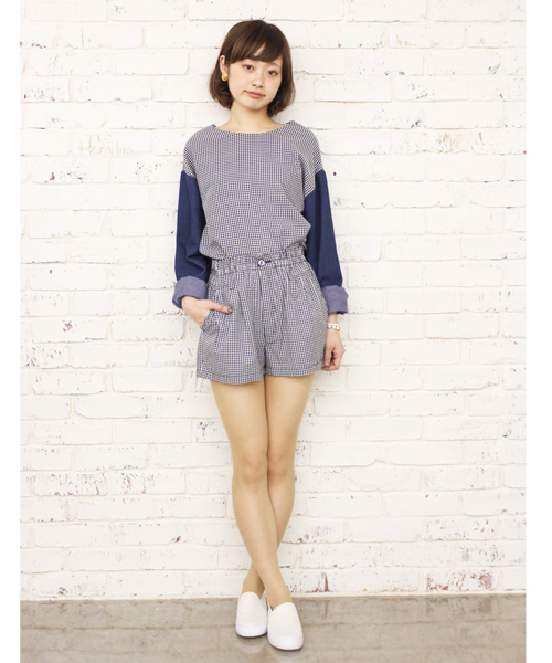 Kastane（カスタネ）の「【Kastane】デニム使いオーバーブラウス（シャツ/ブラウス・レディース・オフホワイト/ホワイト系その他/ブラック系その他・FREE）」の4枚目の写真